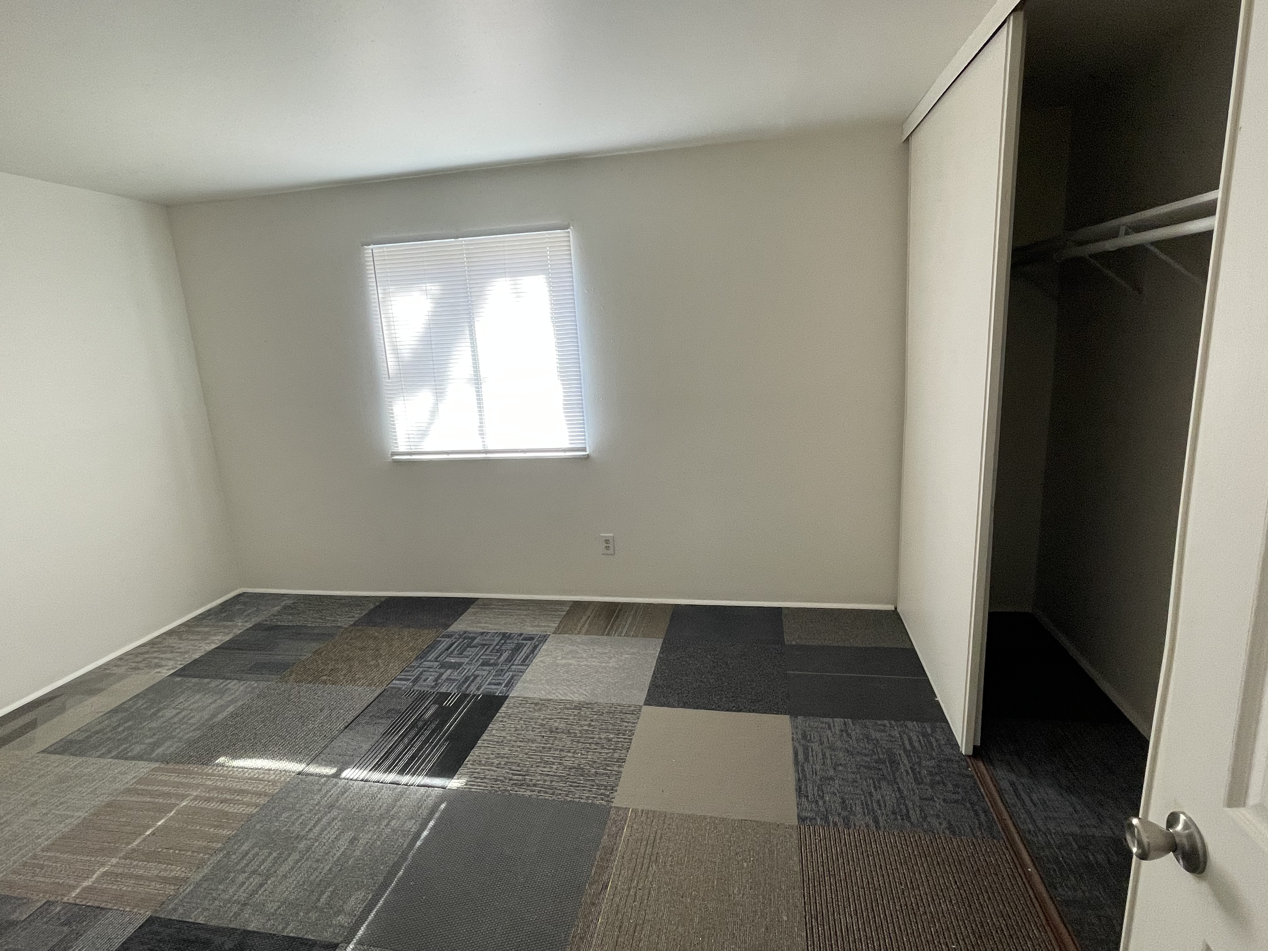 Master Bedroom at Park Pointe Apartments in Kansas City, MO 64126